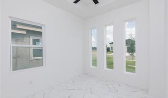 915 Pecan St, Alton, TX 78573