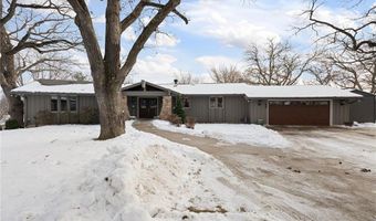 701 4th St SW, Austin, MN 55912