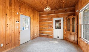 1793 Cherokee Dr, Bean Station, TN 37708