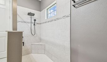 6442 MAIDEN SEA Dr, Apollo Beach, FL 33572