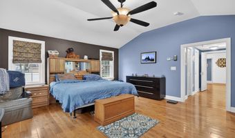 69 S Airmont Rd, Airmont, NY 10901