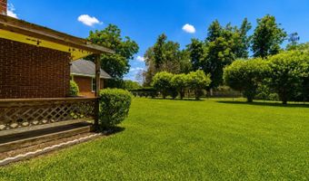 6142 Masonic Dr, Alexandria, LA 71031