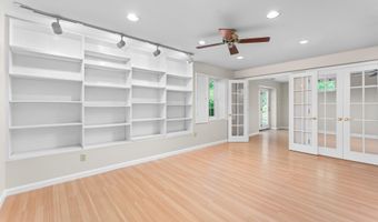 6425 GWINNETT Ln, Bowie, MD 20720