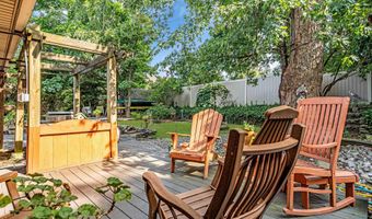 19 W Illinois Ave, Absecon, NJ 08201