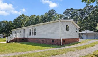 513 Pauline Dr, Bonneau, SC 29431