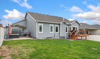 5236 SHADOW ROCK Dr, Cheyenne, WY 82009