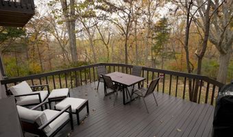 4015 Mathews Rd, Ames, IA 50014