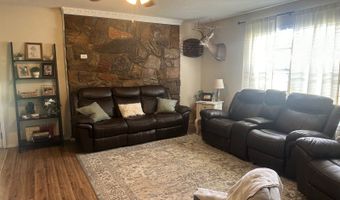 112 SW K St, Antlers, OK 74523