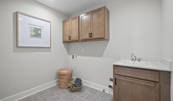 3657 Kinsley Blvd, Ann Arbor, MI 48105