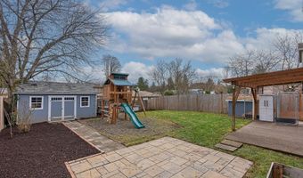 18454 SW OAKVILLE Ct, Beaverton, OR 97078