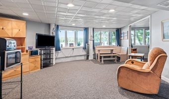 108 Pleasant Valley Rd, Amesbury, MA 01913