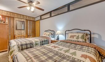 11 Carmen Gln, Albrightsville, PA 18210