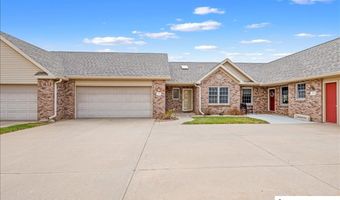 803 Clearwater Cir, Beatrice, NE 68310