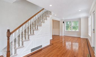 277 Franklin St Ext, Danbury, CT 06811