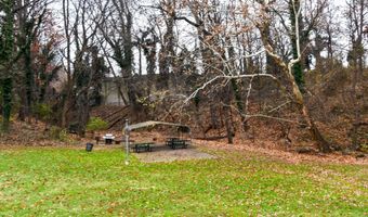 5207 NEWTON St 203, Bladensburg, MD 20710