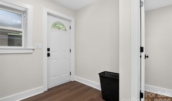 3617 Woodleaf Rd, Charlotte, NC 28205