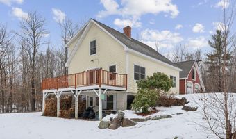 30 Pine Tree Ln, Augusta, ME 04330