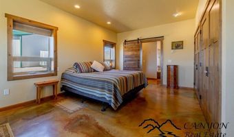27 Teepee Ring Rd, Clark, WY 82435