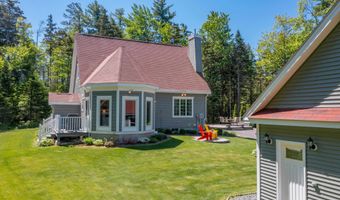 105 Loft Cir, Campton, NH 03223