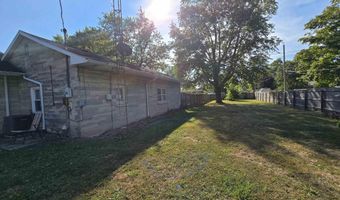 936 W Vine St, Albany, IN 47320