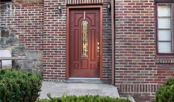 2792 S Canfield Niles Rd, Austintown, OH 44515