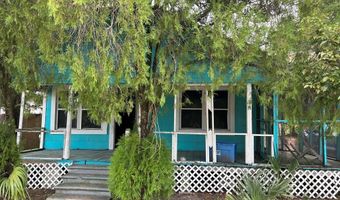 237 12th St, Apalachicola, FL 32320