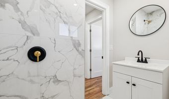 38 Somerset Rd E, Amityville, NY 11701