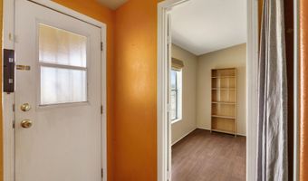 6705 E Red Barrel Rd, Yucca, AZ 86438