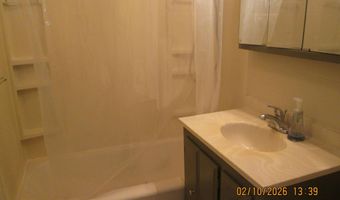 611 E 18th St, Atlantic, IA 50022