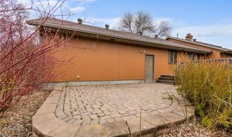 1402 N Arch St, Aberdeen, SD 57401