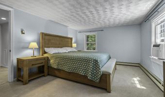 6 Bona Vista Dr, Bow, NH 03304