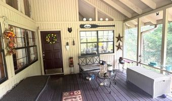 850 Gambier Dr, Alford, FL 32420