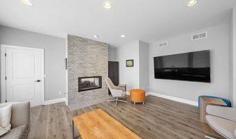 5636 Meadow Ln, Ann Arbor, MI 48105
