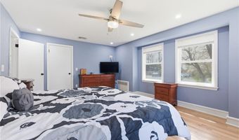 4 Angela Ct, North Providence, RI 02904