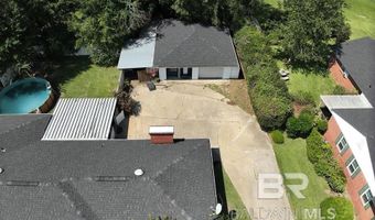 702 S Presley St, Atmore, AL 36502
