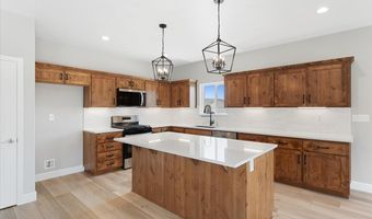 815 Great Basin Ln, Fallon, NV 89406