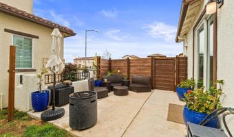 7908 Titan Dr, Antelope, CA 95843