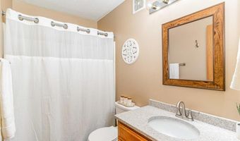 15537 Foghorn Ln 45, Apple Valley, MN 55124