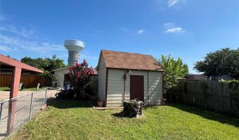 909 Wandering Way Dr, Allen, TX 75002
