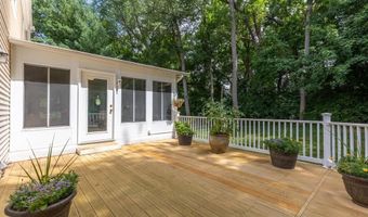 331 SHERINGHAM Dr, Hockessin, DE 19707