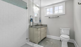 571 Main Ave, Bay Head, NJ 08742