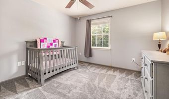 15 ORIOLE Ln, Reading, PA 19606