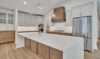 2707 1st St, Arnolds Park, IA 51331