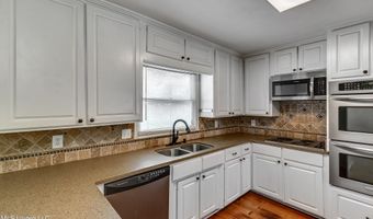 223 Haddon Cir, Brandon, MS 39047