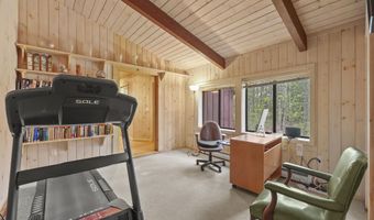 422 Bonny Rigg Hill Rd, Becket, MA 01223