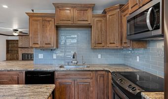 6401 HINSDALE Dr, Amarillo, TX 79109