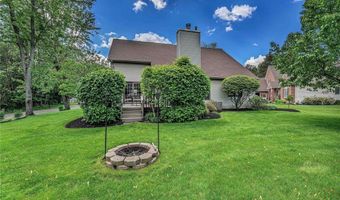 23 Gatehouse Ln, Amherst, NY 14051