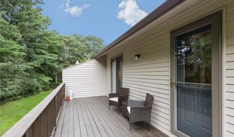 84 Cardinal Dr, North Kingstown, RI 02852