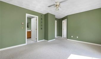 133 Bridgetown Rd, Narragansett, RI 02882