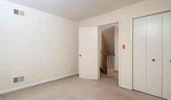 6820 COLBURN Dr, Annandale, VA 22003